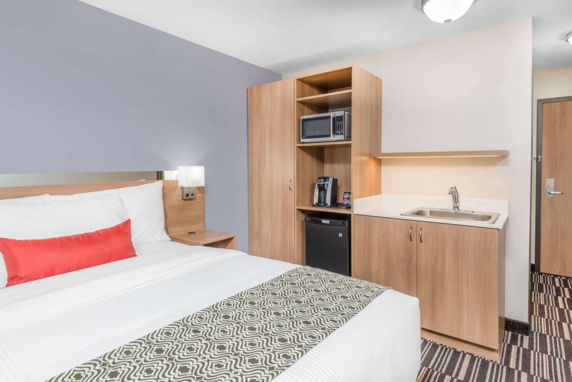 Microtel Inn & Suites By Wyndham Σάντμπερι Εξωτερικό φωτογραφία