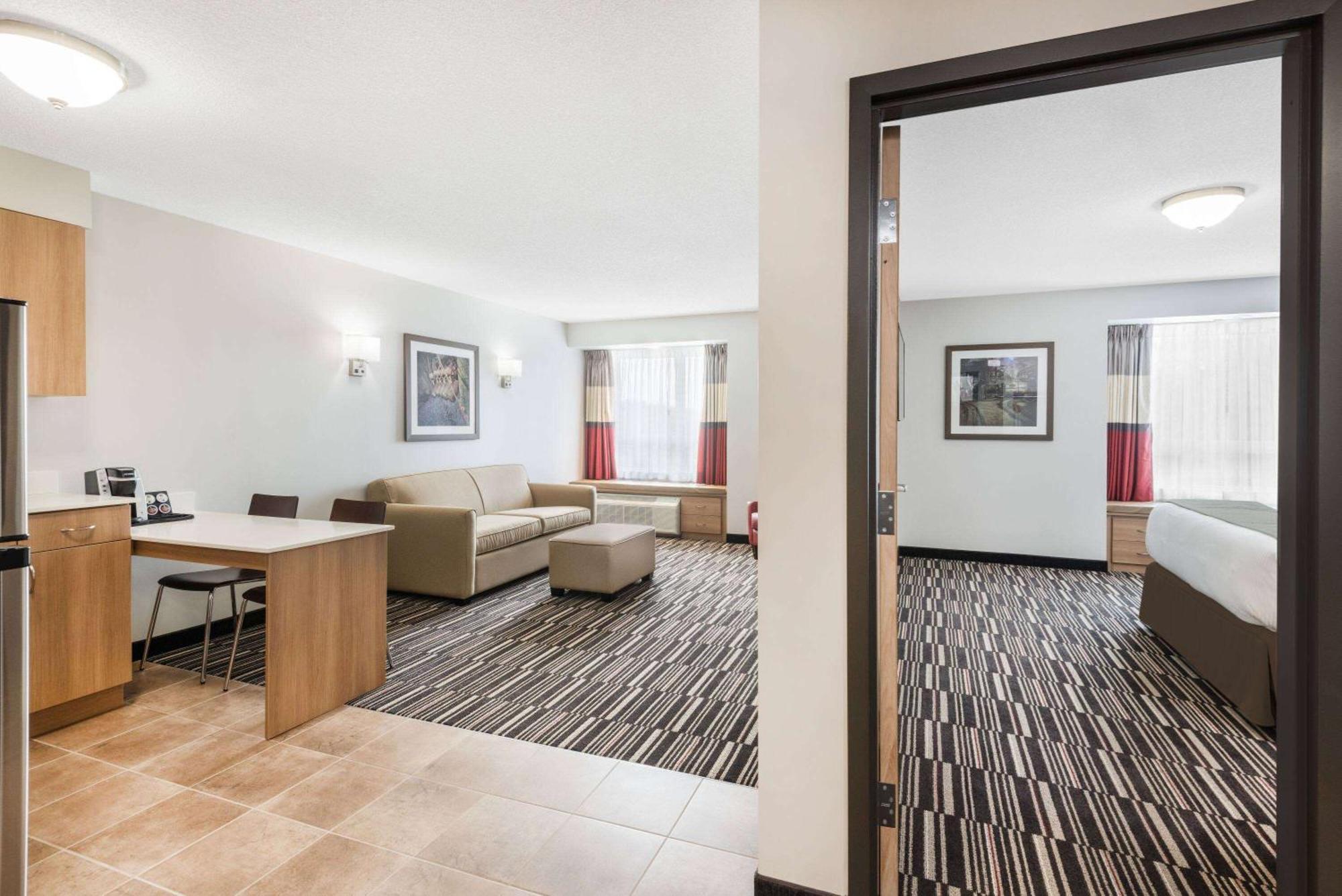 Microtel Inn & Suites By Wyndham Σάντμπερι Εξωτερικό φωτογραφία
