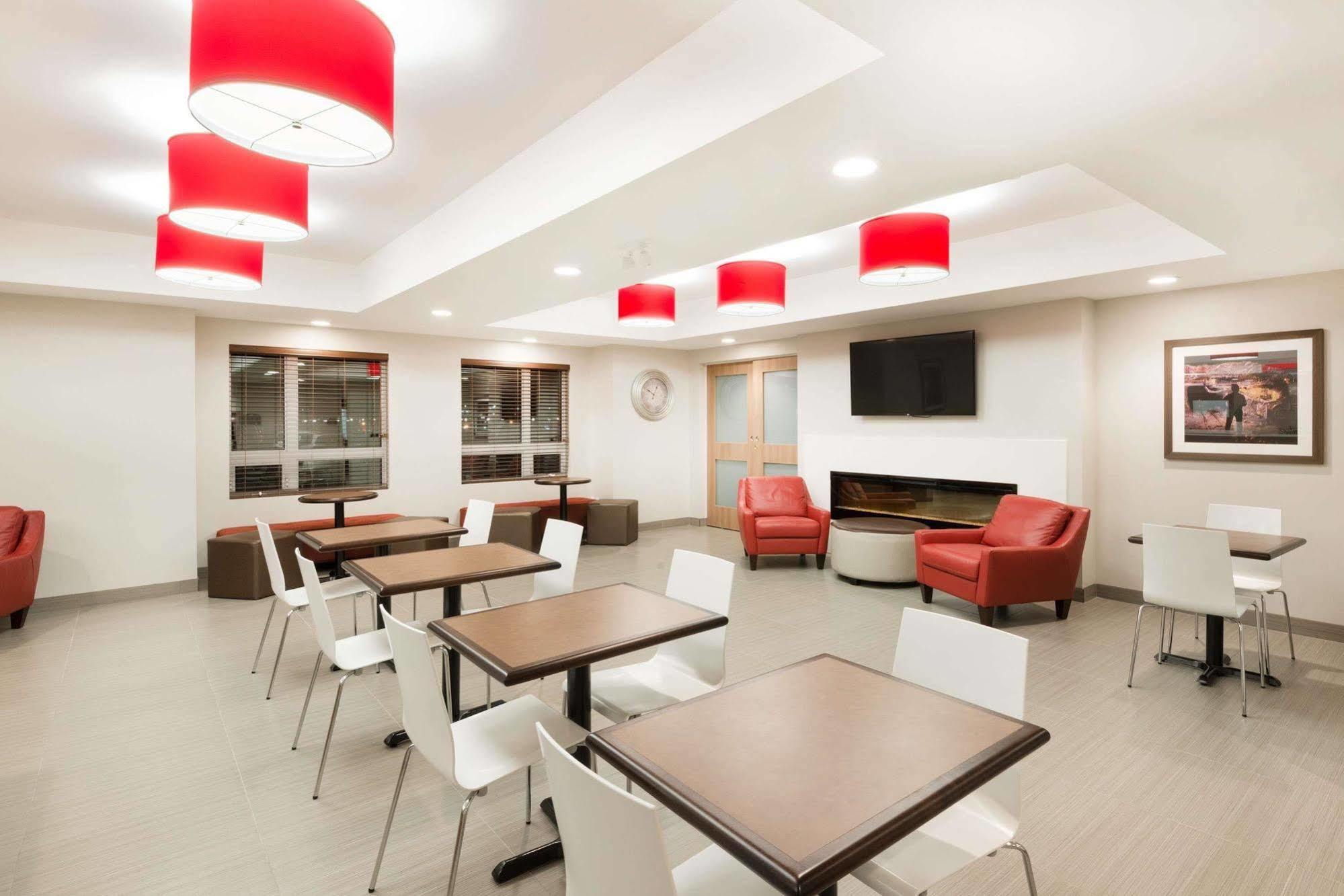 Microtel Inn & Suites By Wyndham Σάντμπερι Εξωτερικό φωτογραφία